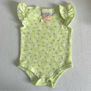 2 pcs. Floral Print baby onesies 0-3 months bodysuit